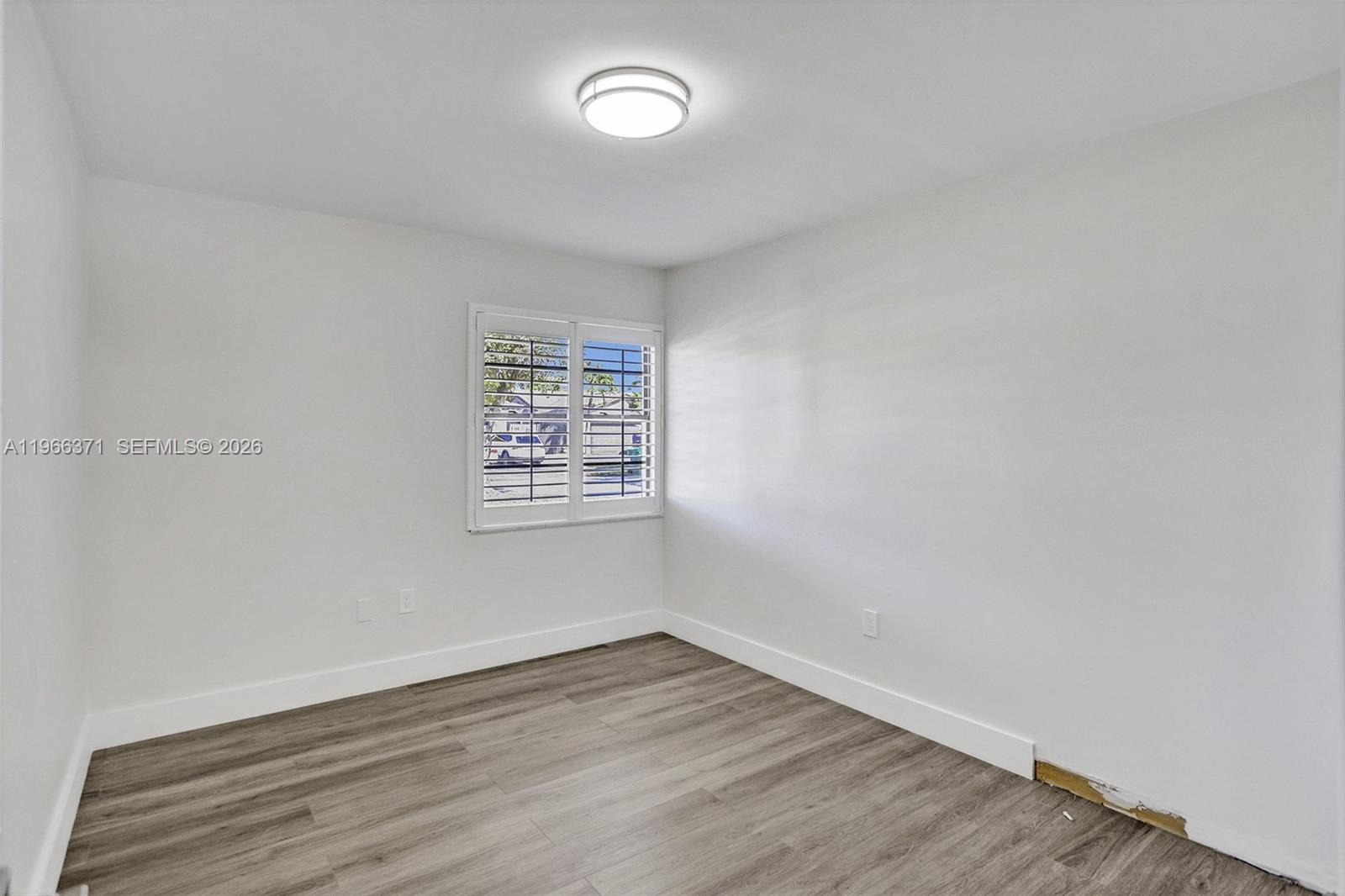 KENDALL PLACE - Residential