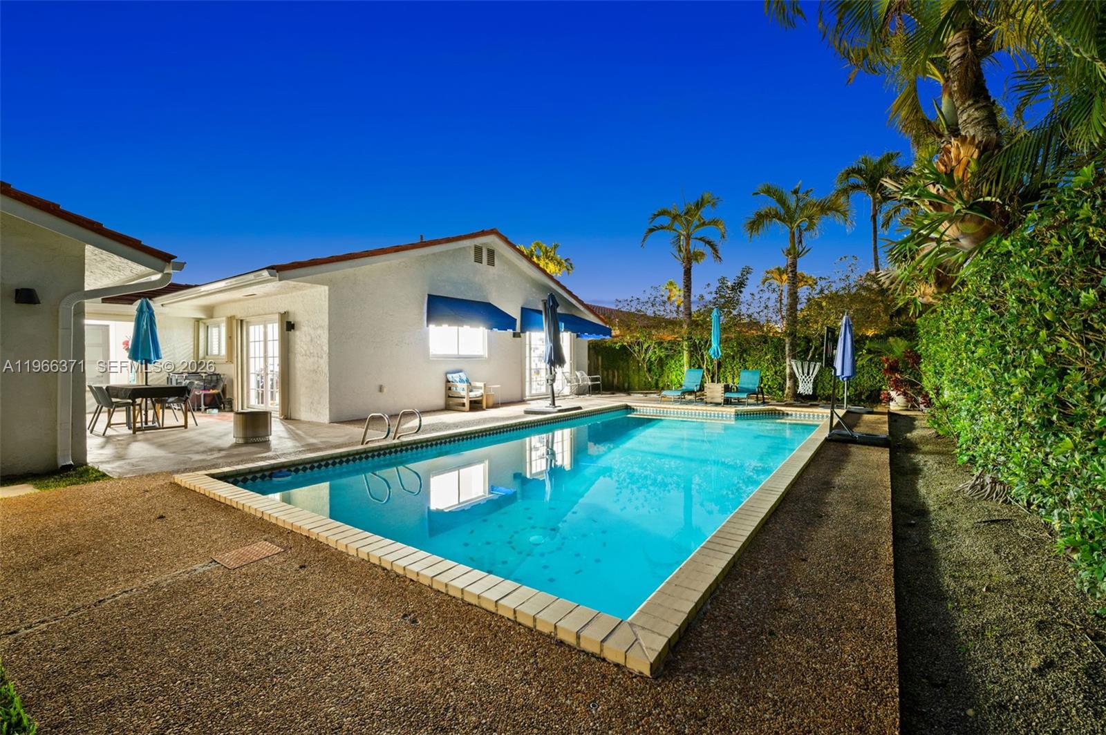 KENDALL PLACE - Residential