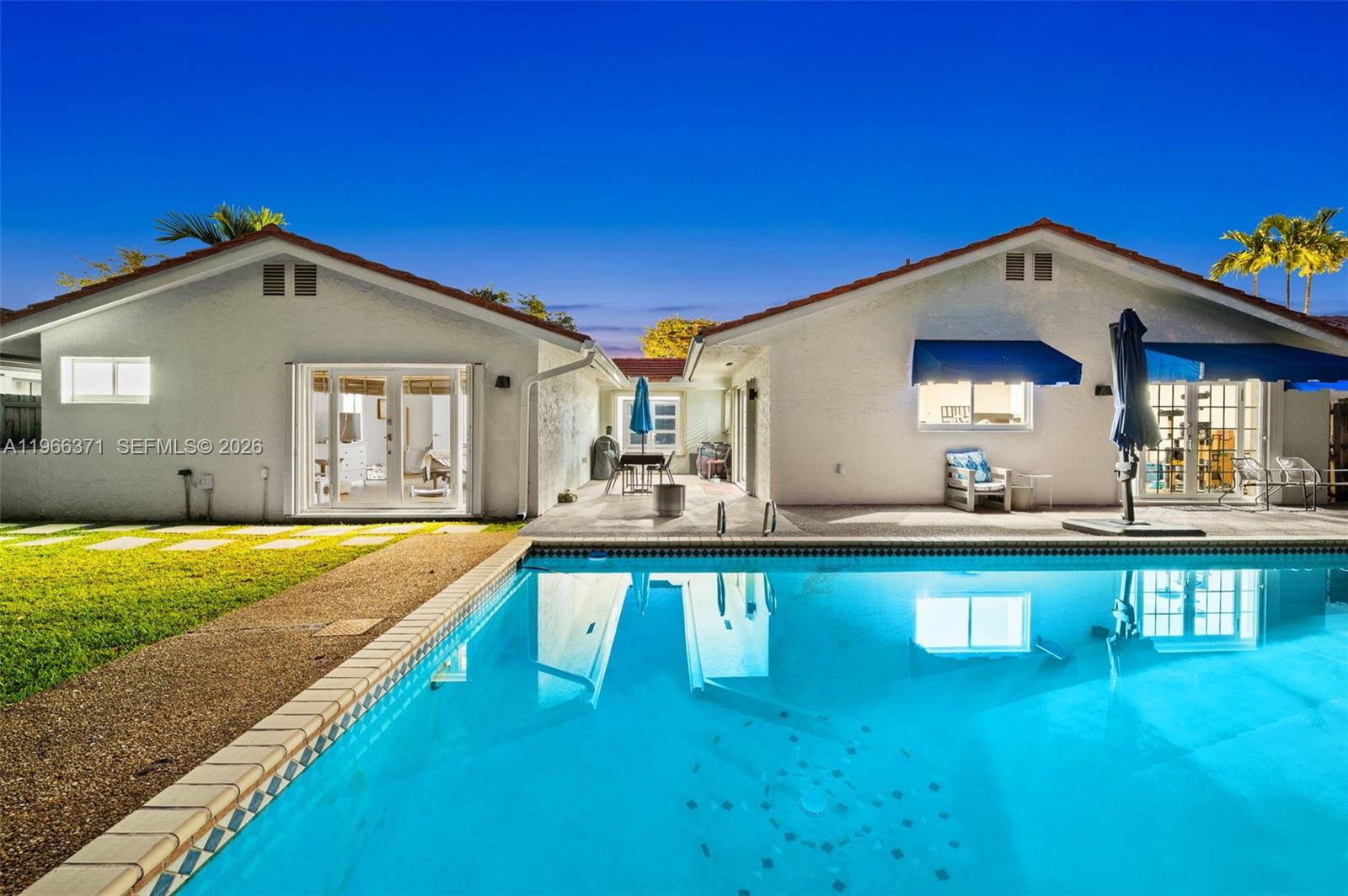 KENDALL PLACE - Residential