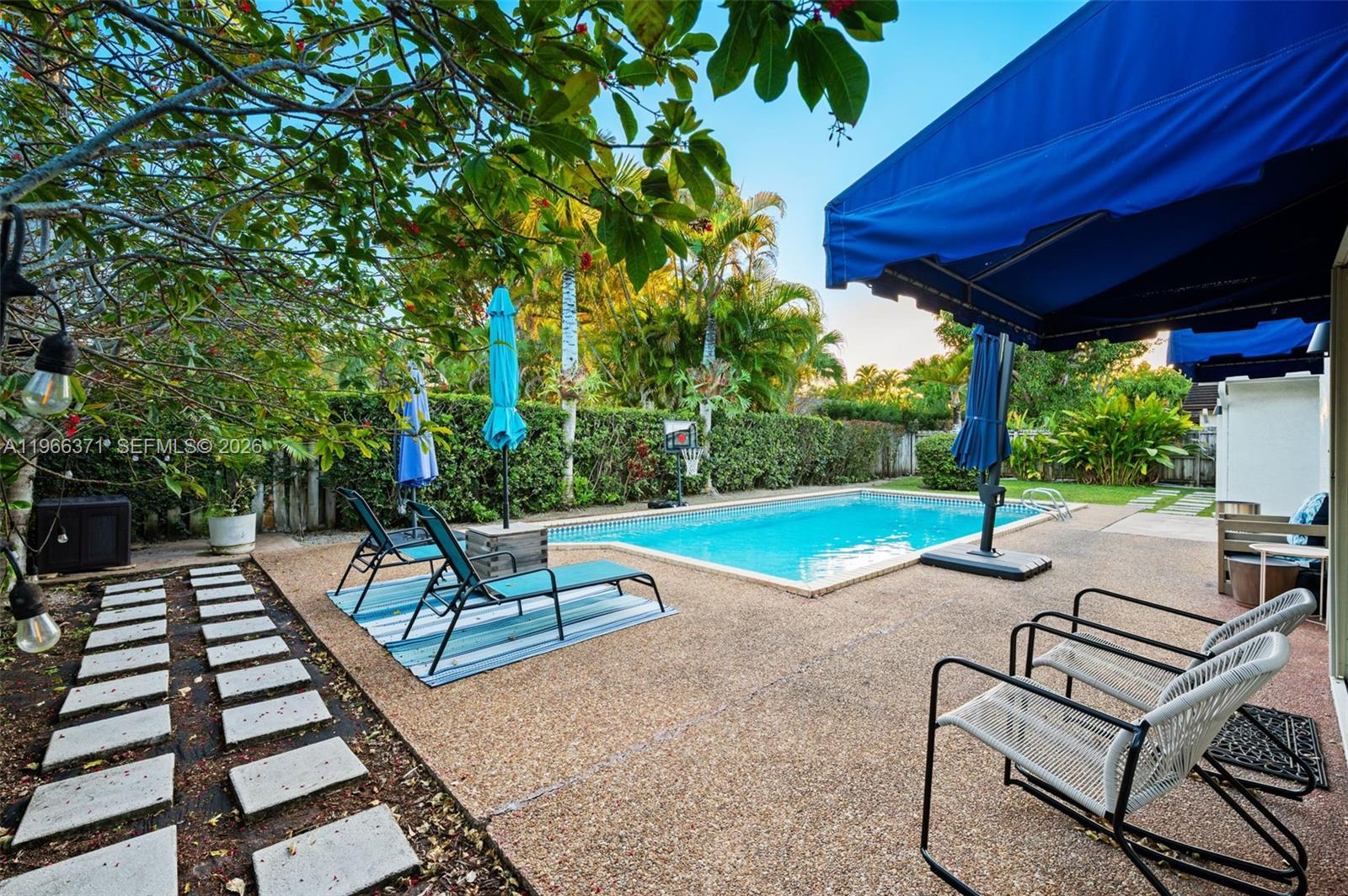 KENDALL PLACE - Residential