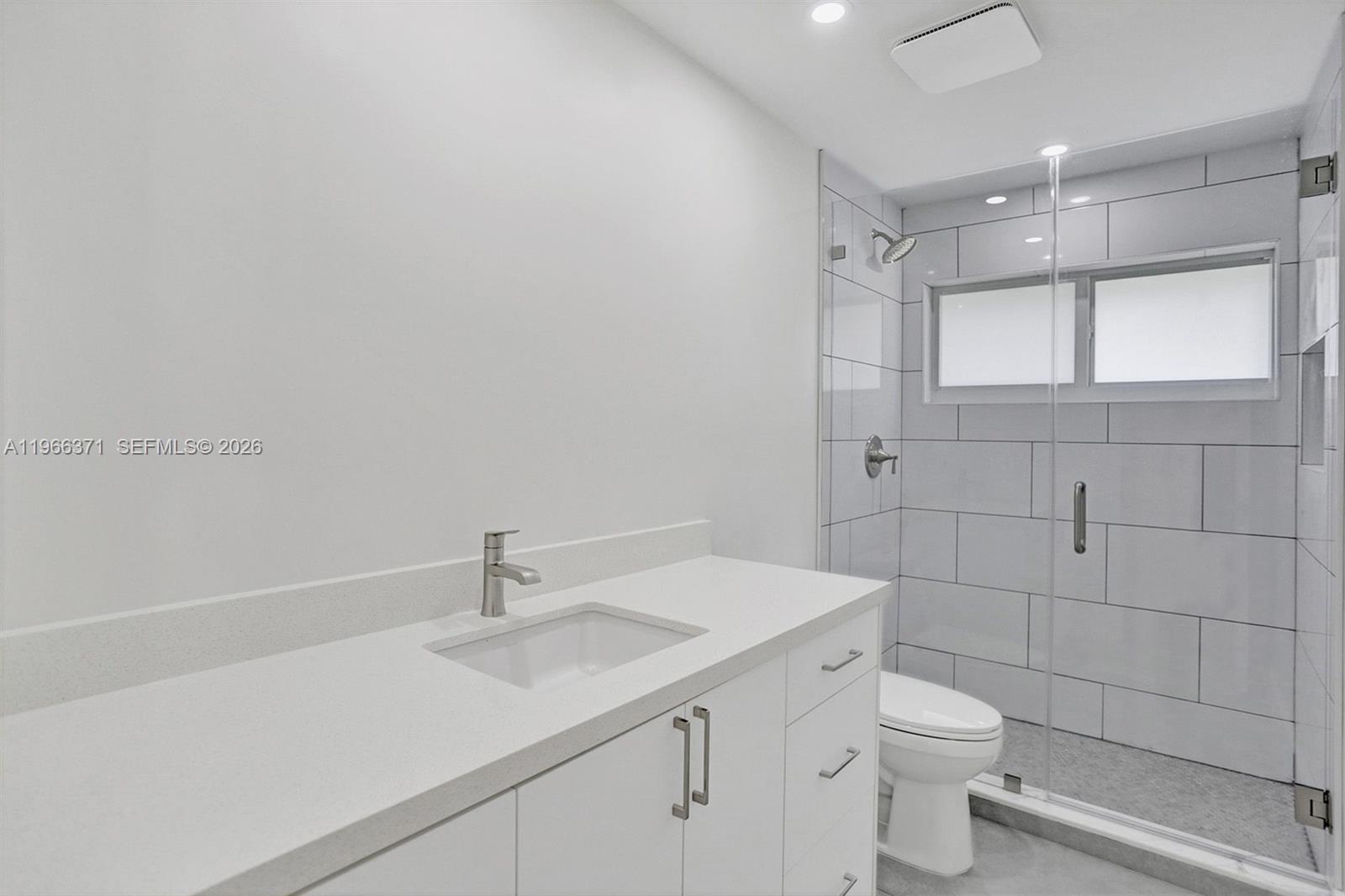 KENDALL PLACE - Residential