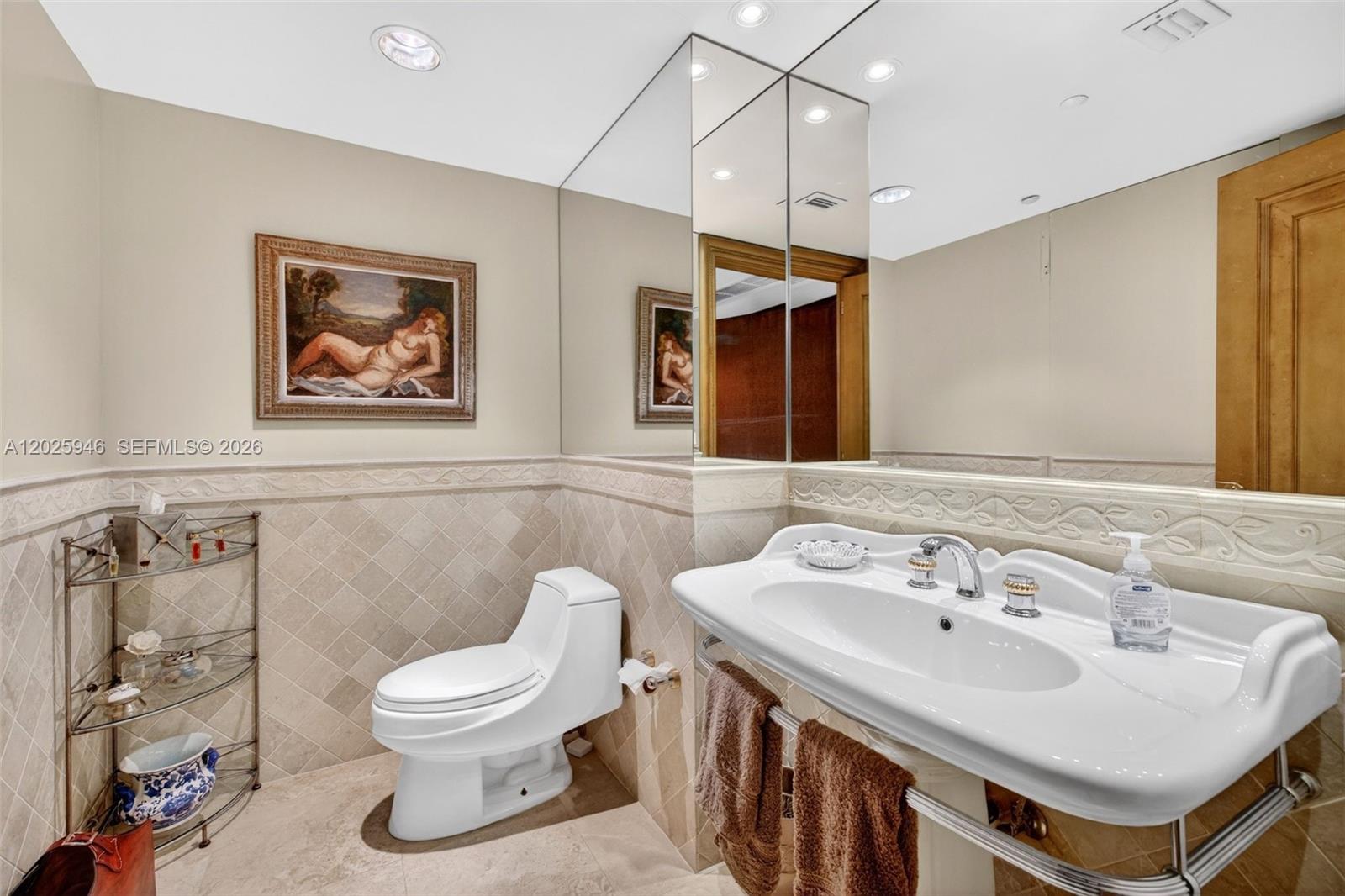 2600 ISL BLVD WILLIAMS IS - Residential