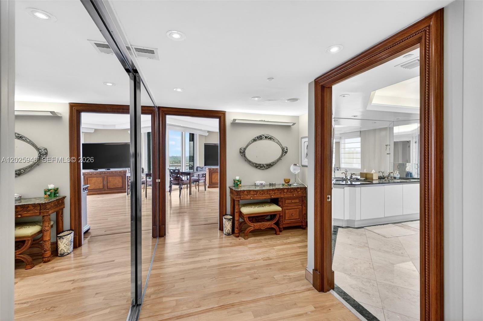 2600 ISL BLVD WILLIAMS IS - Residential