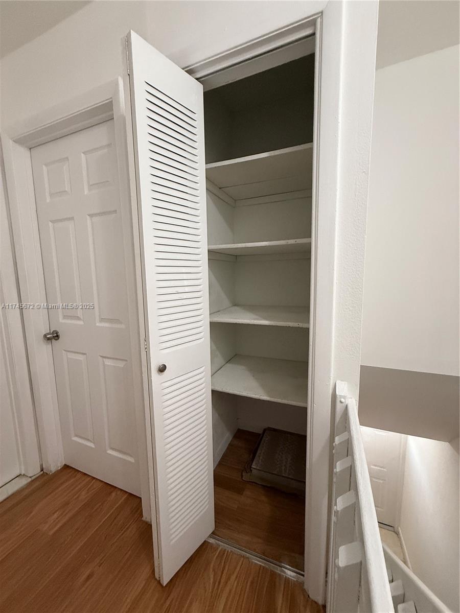 TAM OSHANTER GARDENS FAMI - Residential