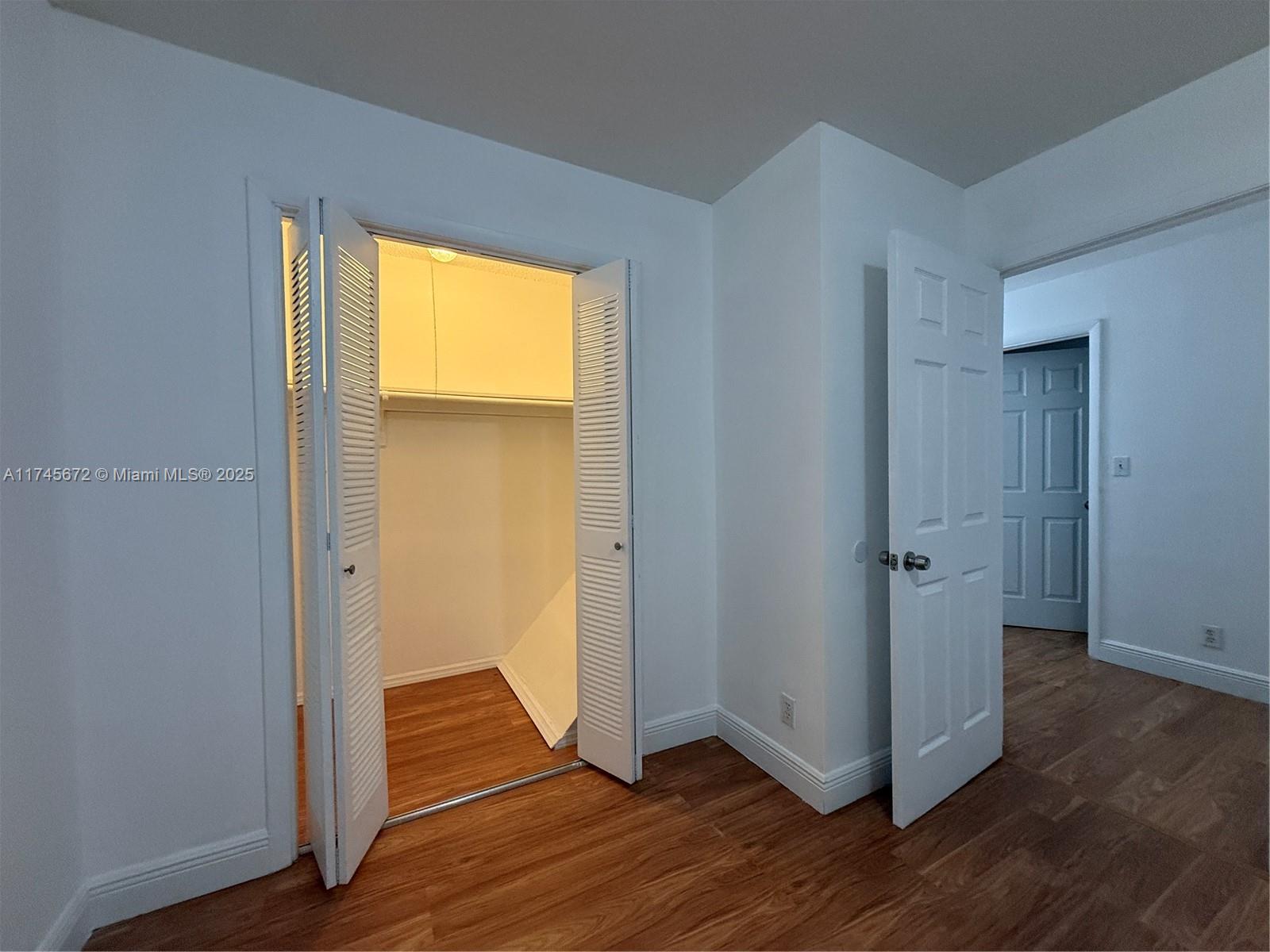 TAM OSHANTER GARDENS FAMI - Residential