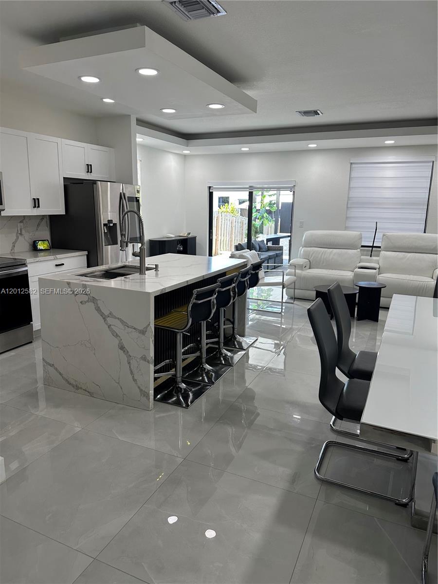ALLAPATTAH GDNS - Residential Lease