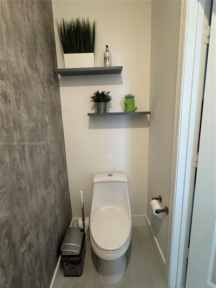 ALLAPATTAH GDNS - Residential Lease