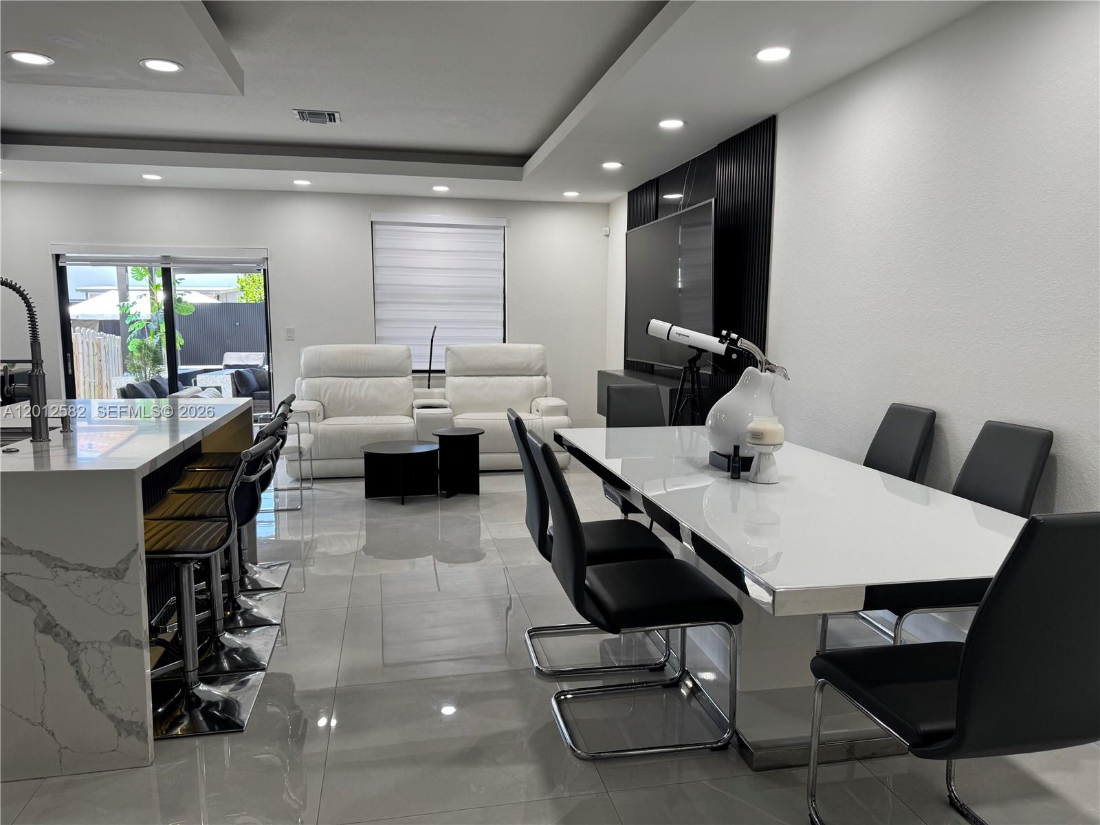 ALLAPATTAH GDNS - Residential Lease