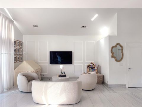 3340 SW 50th St Hollywood FL 33312