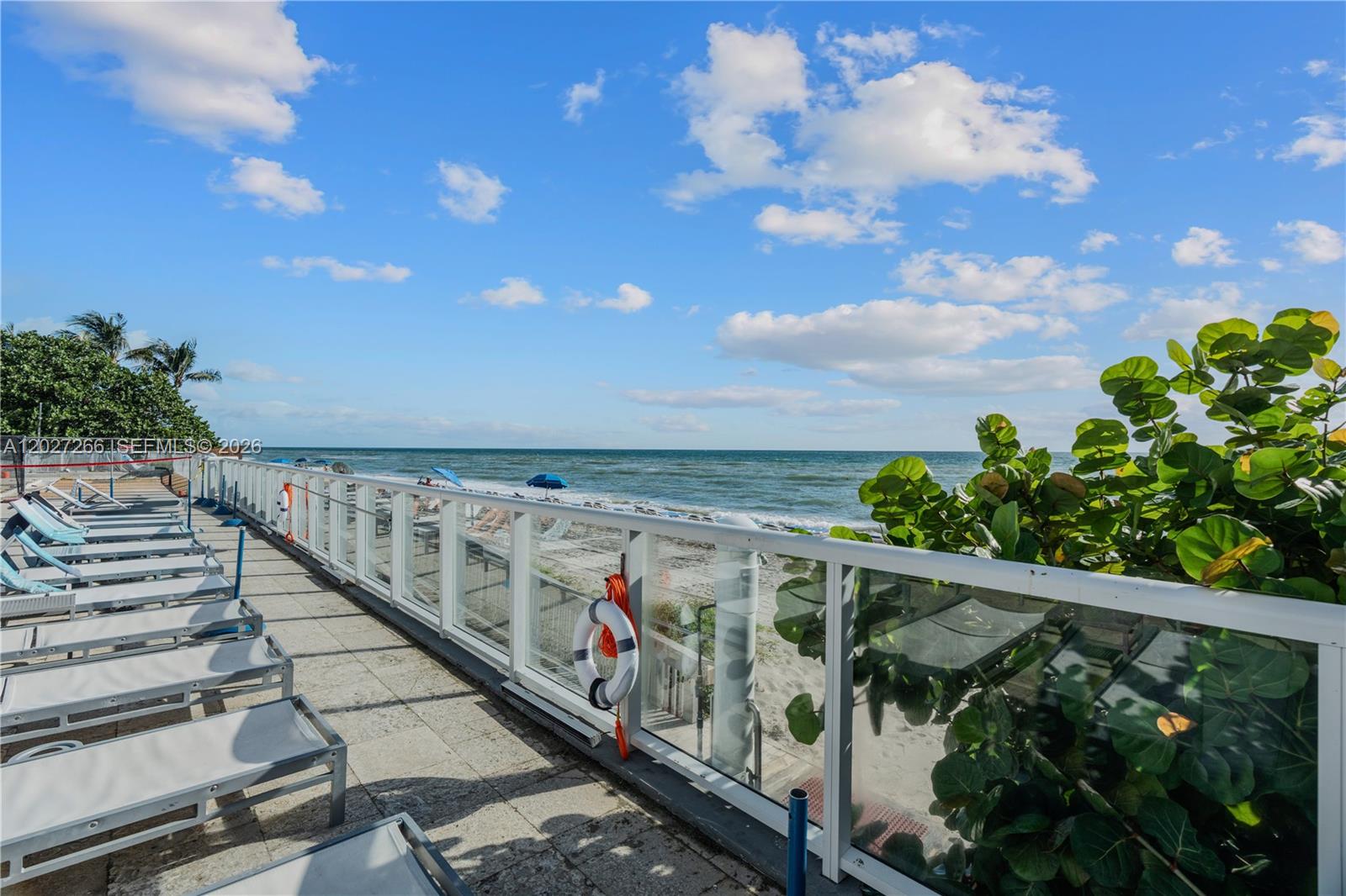 19201 Collins Ave 349