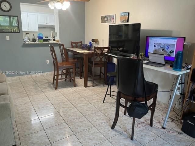 CASTILLIAN CLUB CONDO - Residential