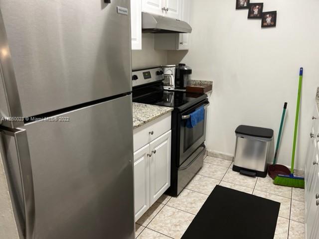 CASTILLIAN CLUB CONDO - Residential