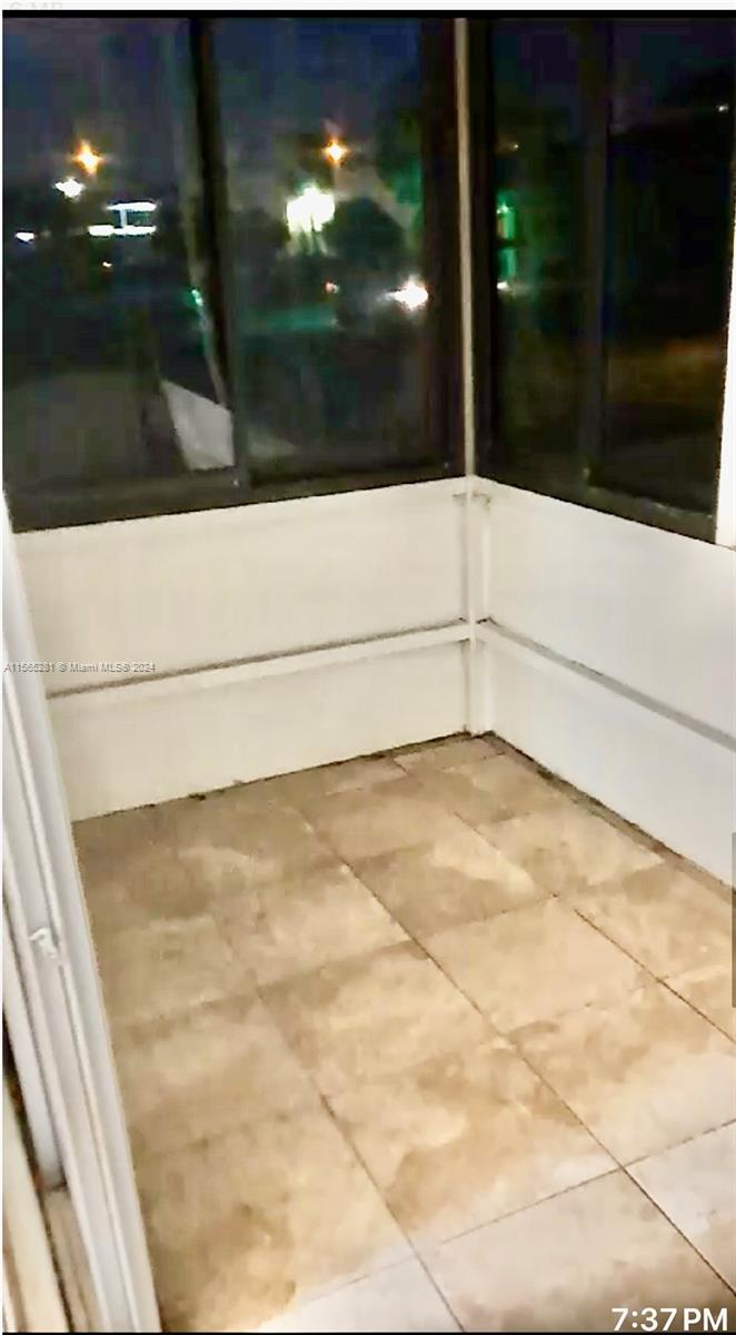 MAJESTIC GARDENS CONDOMIN - Residential