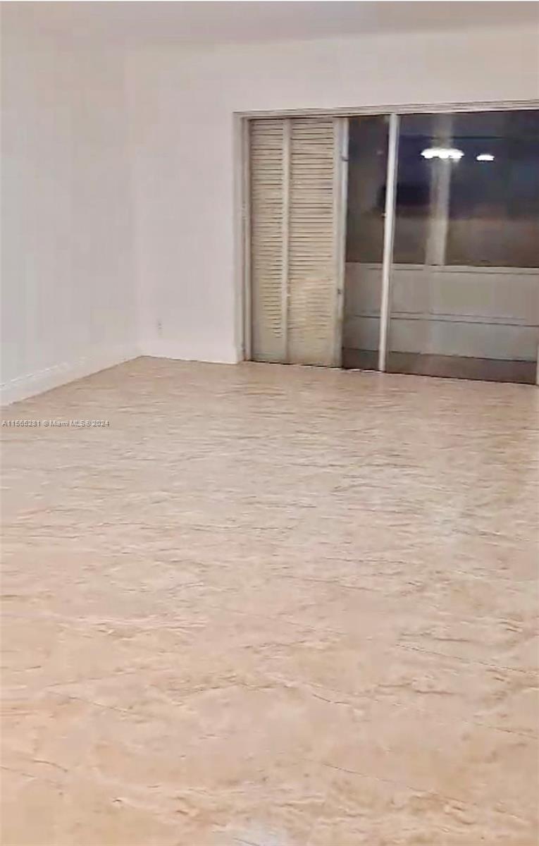 MAJESTIC GARDENS CONDOMIN - Residential