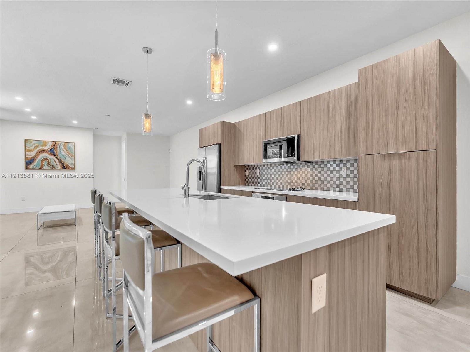 GRAND BAY SOUTH ESTATES - Residential Lease