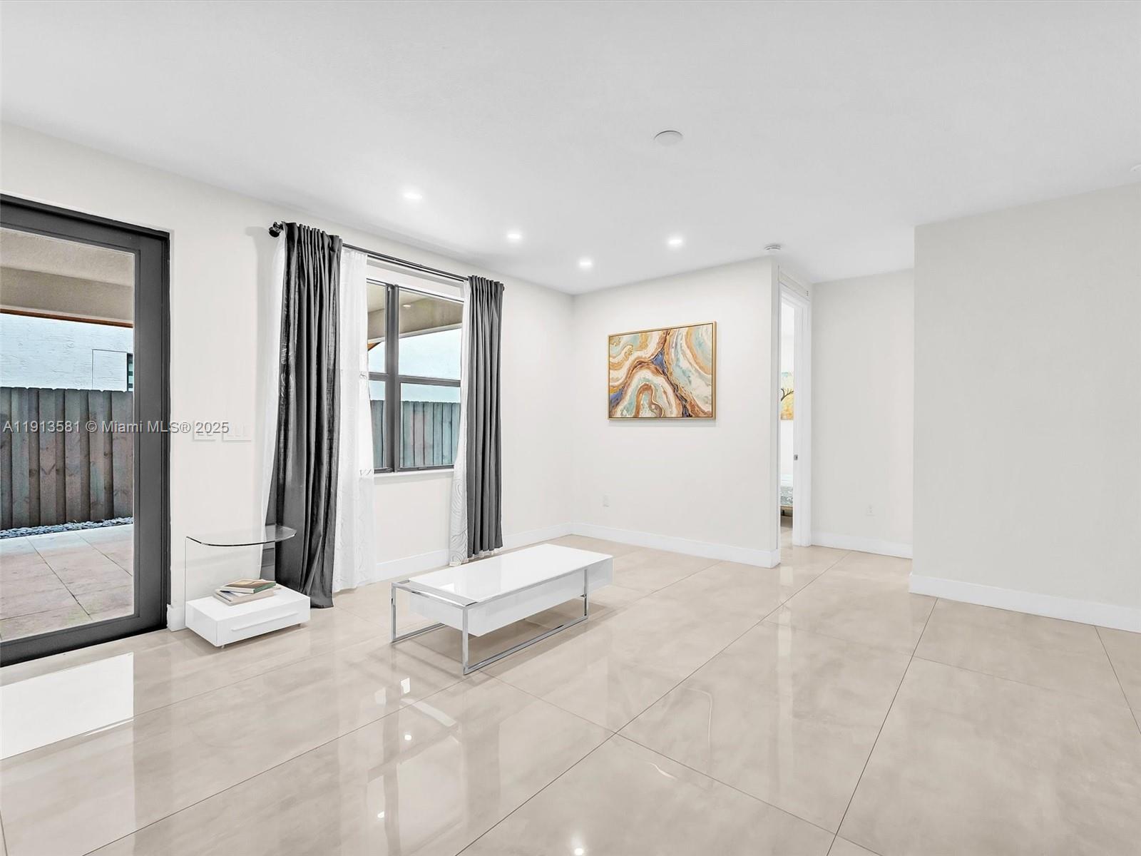 GRAND BAY SOUTH ESTATES - Residential Lease