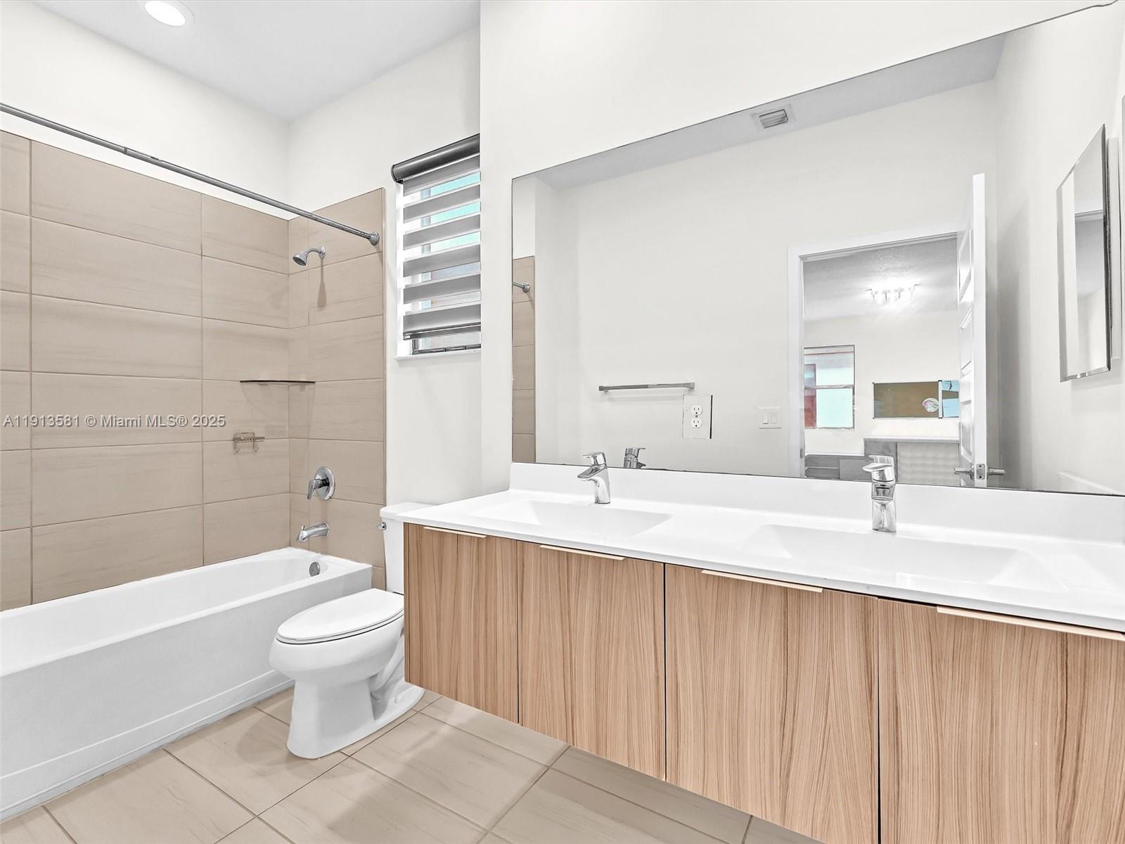 GRAND BAY SOUTH ESTATES - Residential Lease