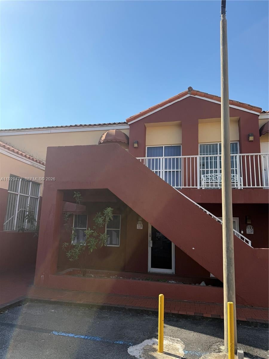 7400 NW 7th St Unit 2