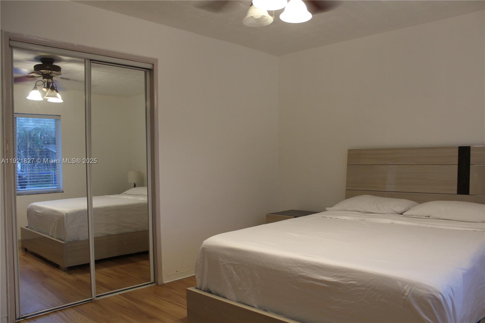 MIC-LIL ESTATES - Residential