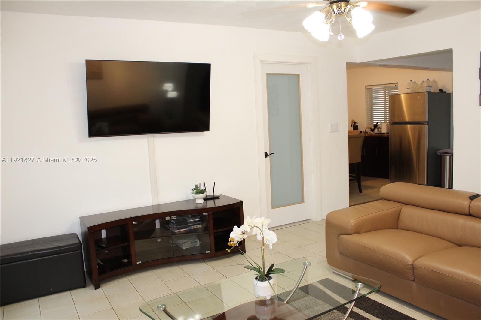 MIC-LIL ESTATES - Residential