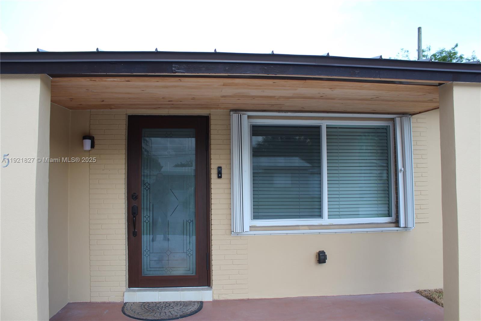 MIC-LIL ESTATES - Residential