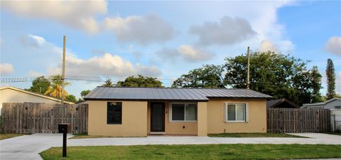 Photo of 1715 N 59th Ave, Hollywood, FL 33021 (MLS # A11921827)