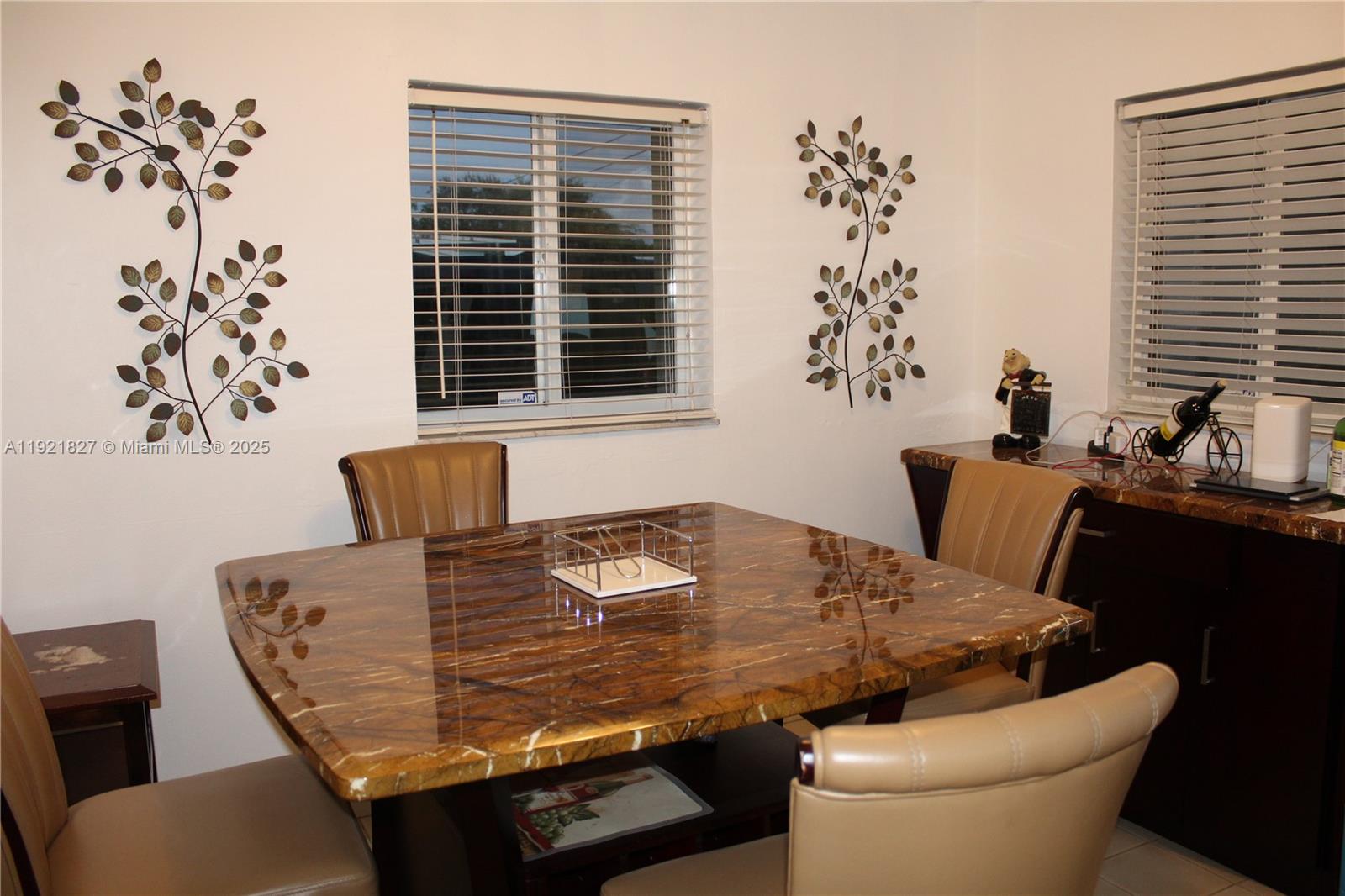 MIC-LIL ESTATES - Residential