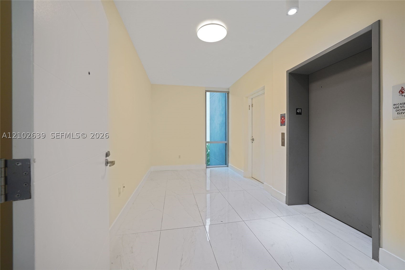 16385 Biscayne Blvd 407