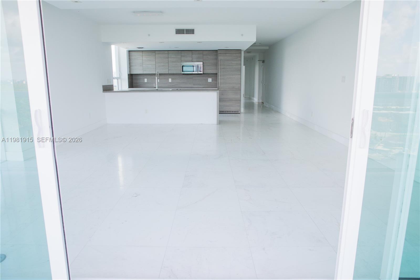 400 SUNNY ISLES CONDO WES - Residential