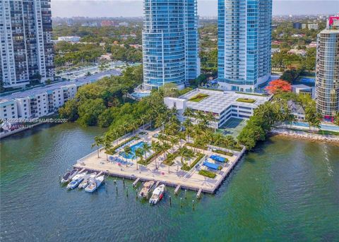 2101 BRICKELL 410 Miami FL 33131