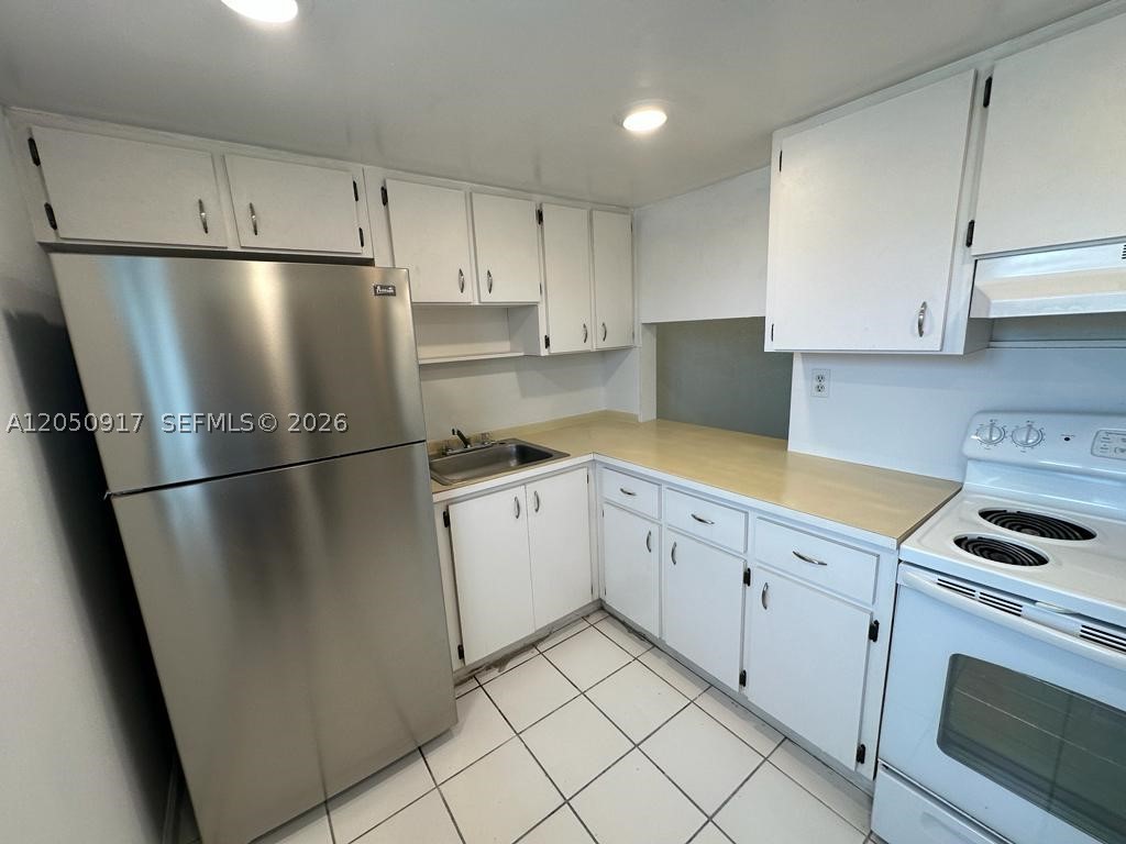 505 NW 177th St 111