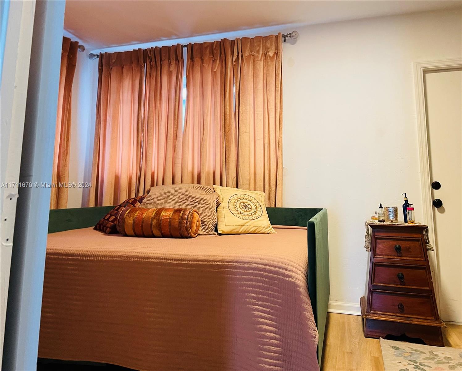 Miami, Florida 33147, United States, 3 Bedrooms Bedrooms, ,1 BathroomBathrooms,Residential,Active,25682