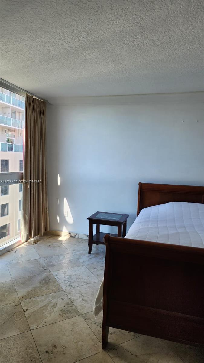 2951 S Bayshore Dr 1012