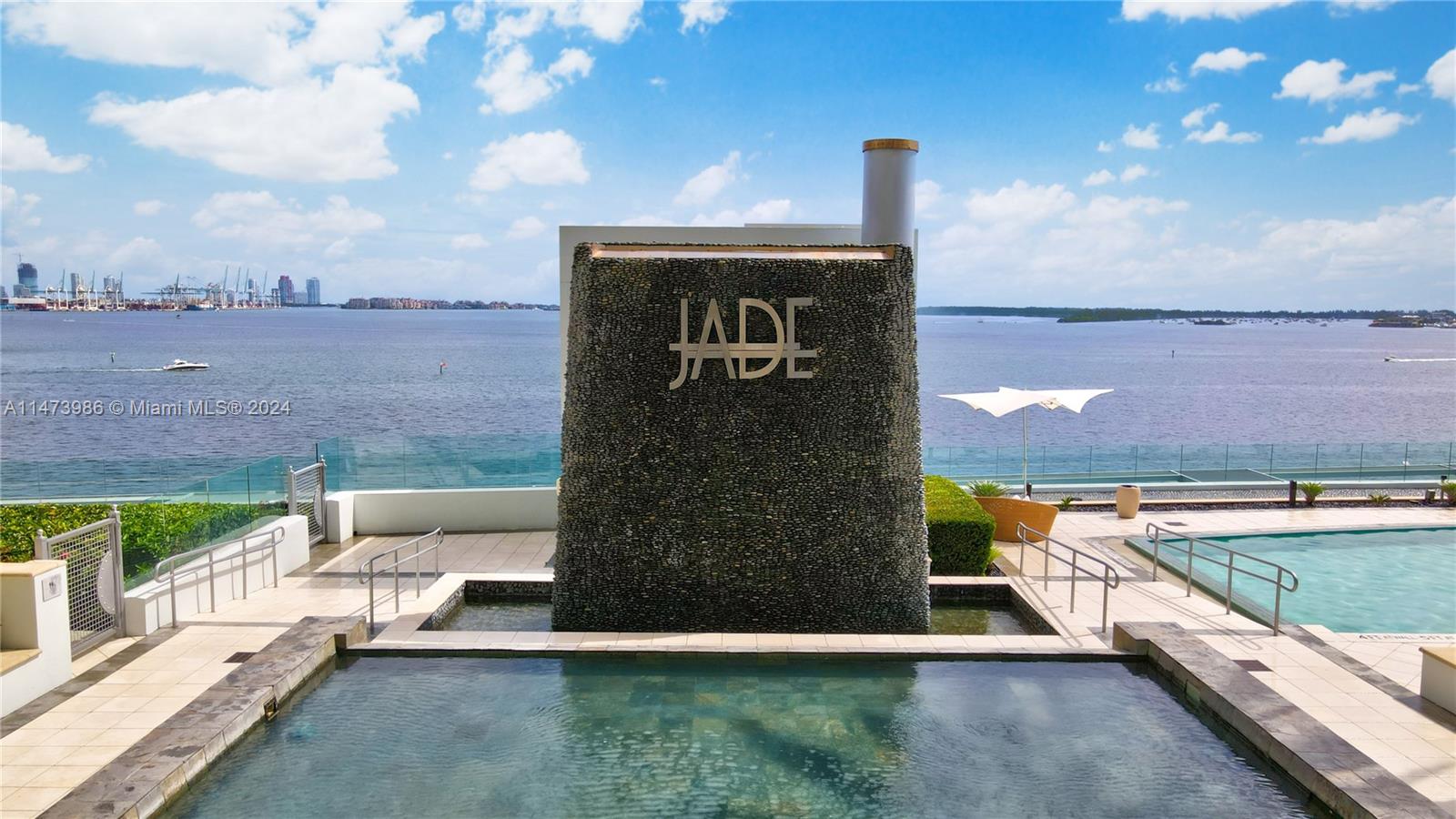 JADE RESIDENCES AT BRICKE - Residential