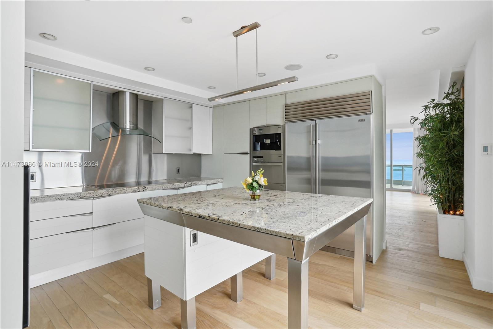 JADE RESIDENCES AT BRICKE - Residential