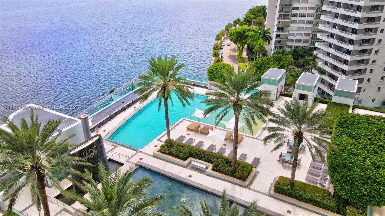 JADE RESIDENCES AT BRICKE - Residential