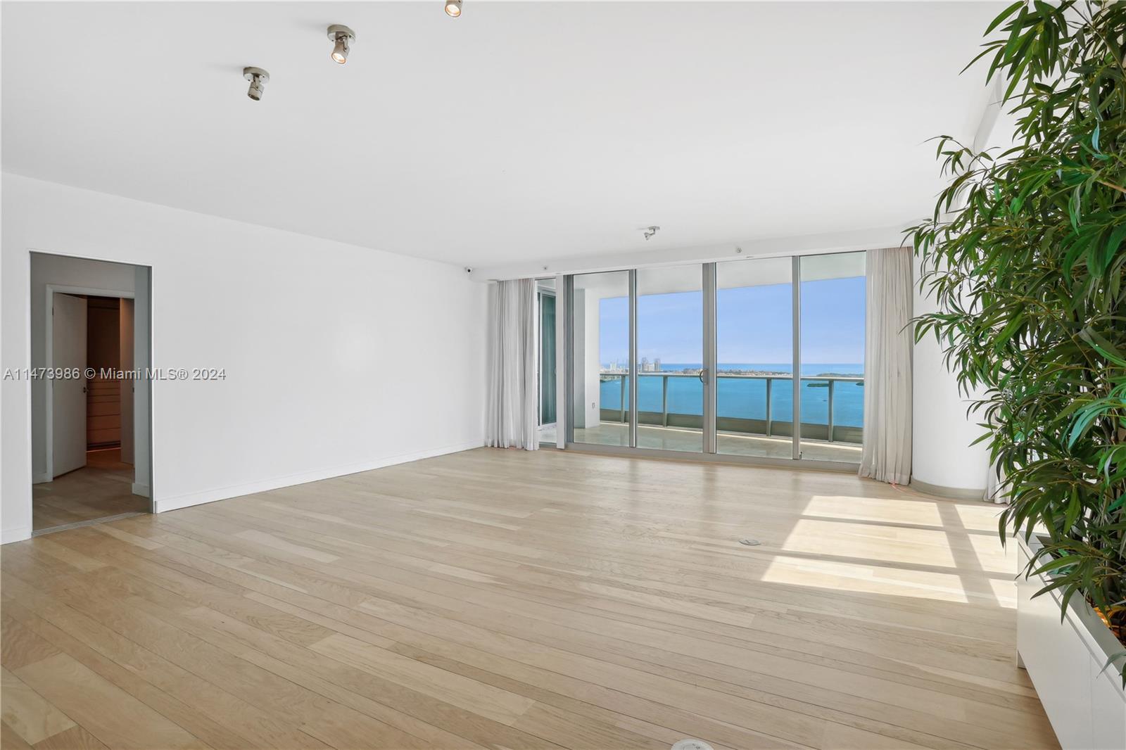 JADE RESIDENCES AT BRICKE - Residential