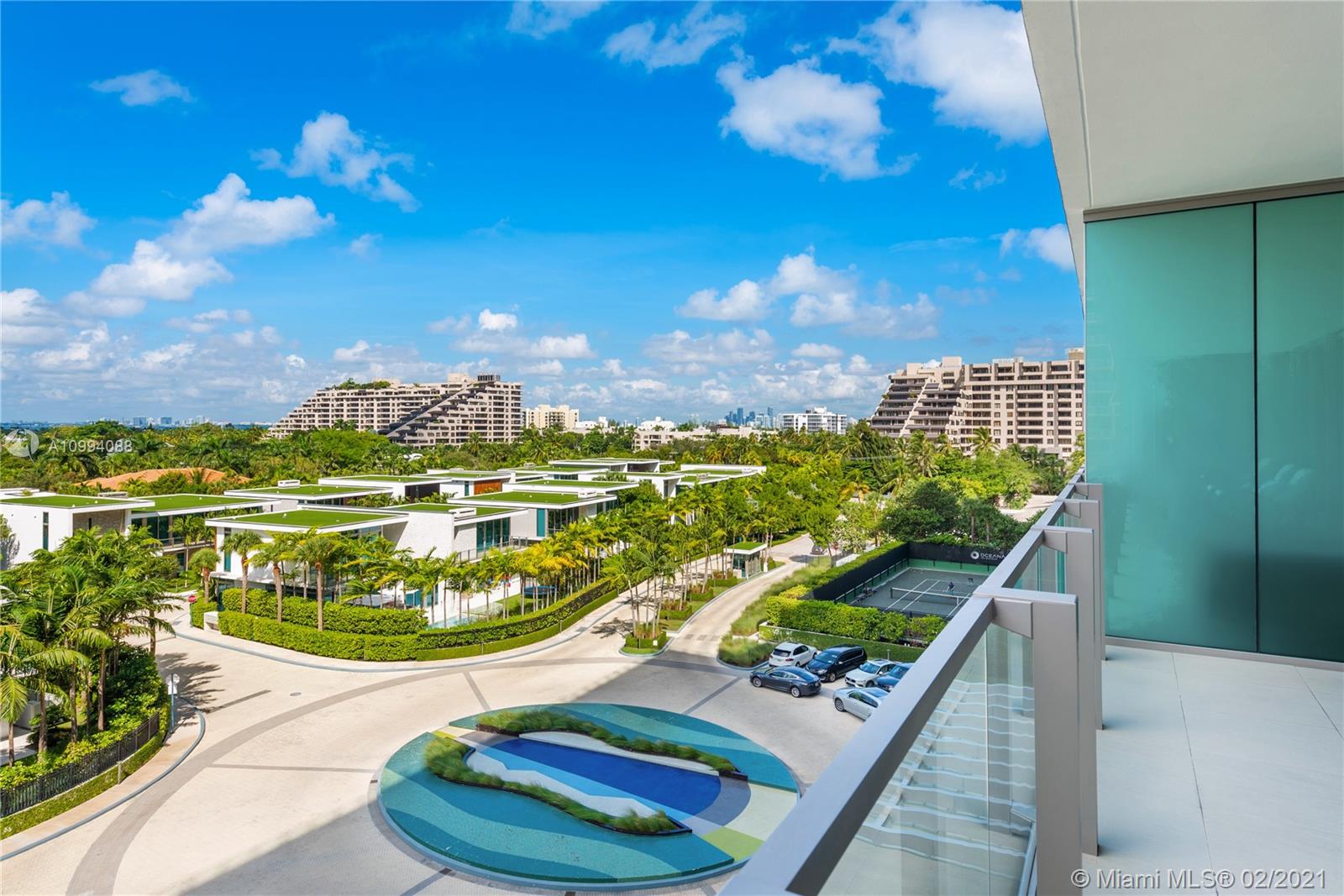 OCEANA KEY BISCAYNE CONDO - Residential