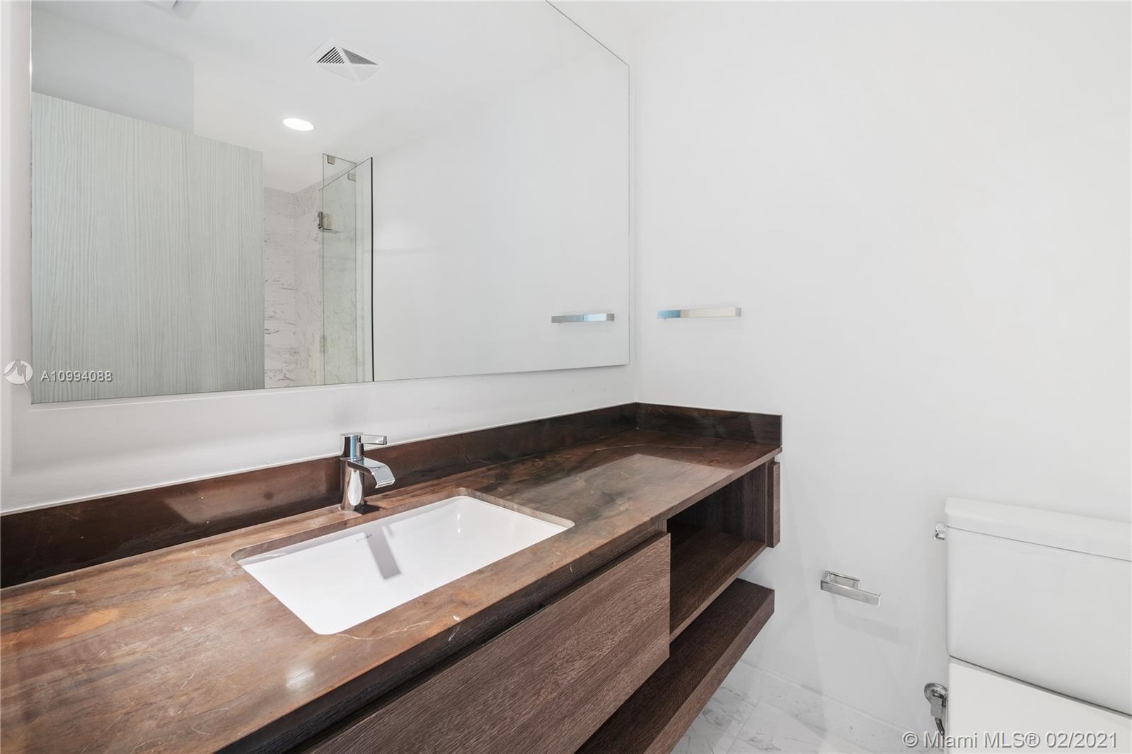 OCEANA KEY BISCAYNE CONDO - Residential