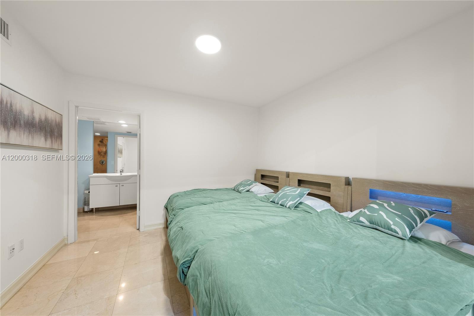 BEACH CLUB CONDO - Residential