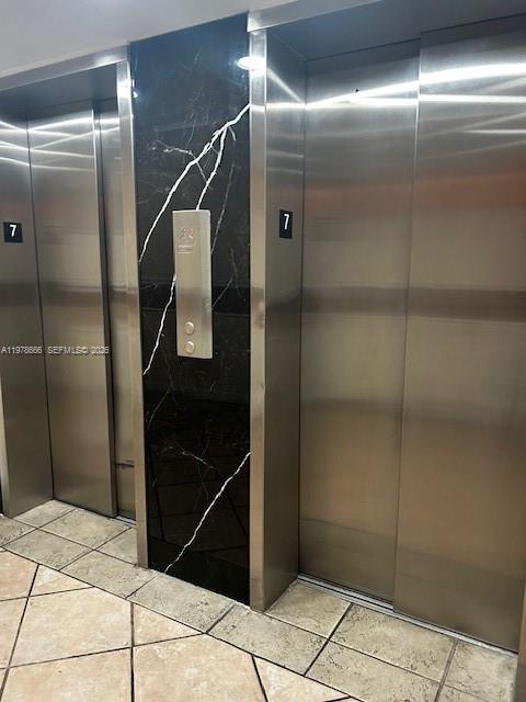 YOLANDA VILLAS CONDO - Residential