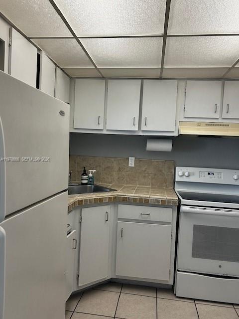 YOLANDA VILLAS CONDO - Residential