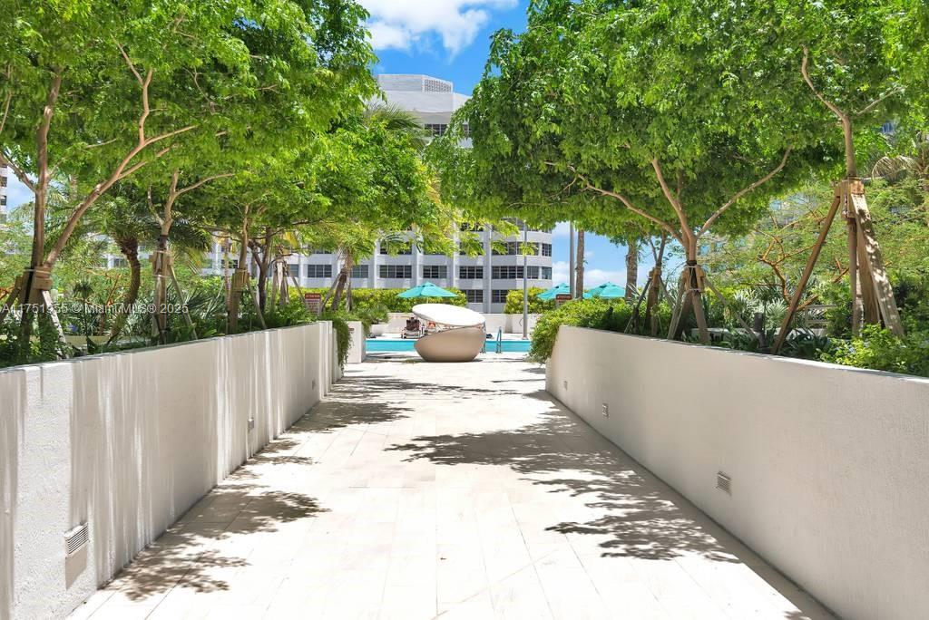 THE PLAZA 901 BRICKELL - Residential
