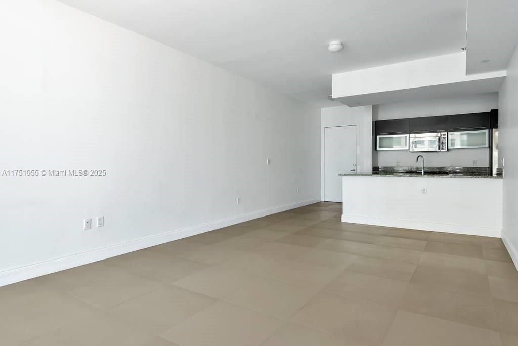 THE PLAZA 901 BRICKELL - Residential