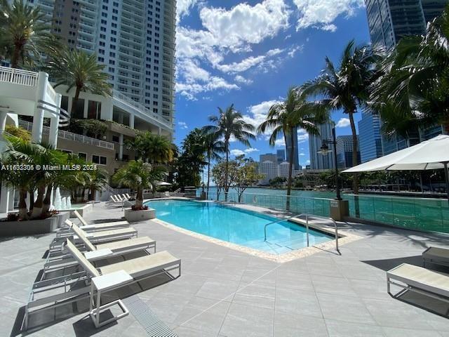 CARBONELL CONDO - Residential