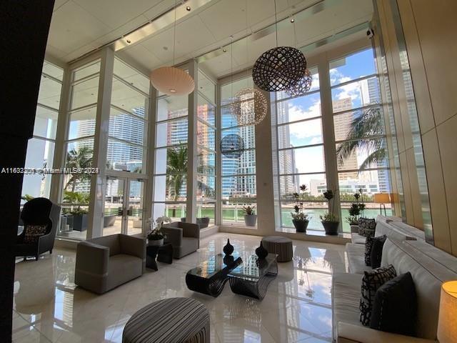 CARBONELL CONDO - Residential