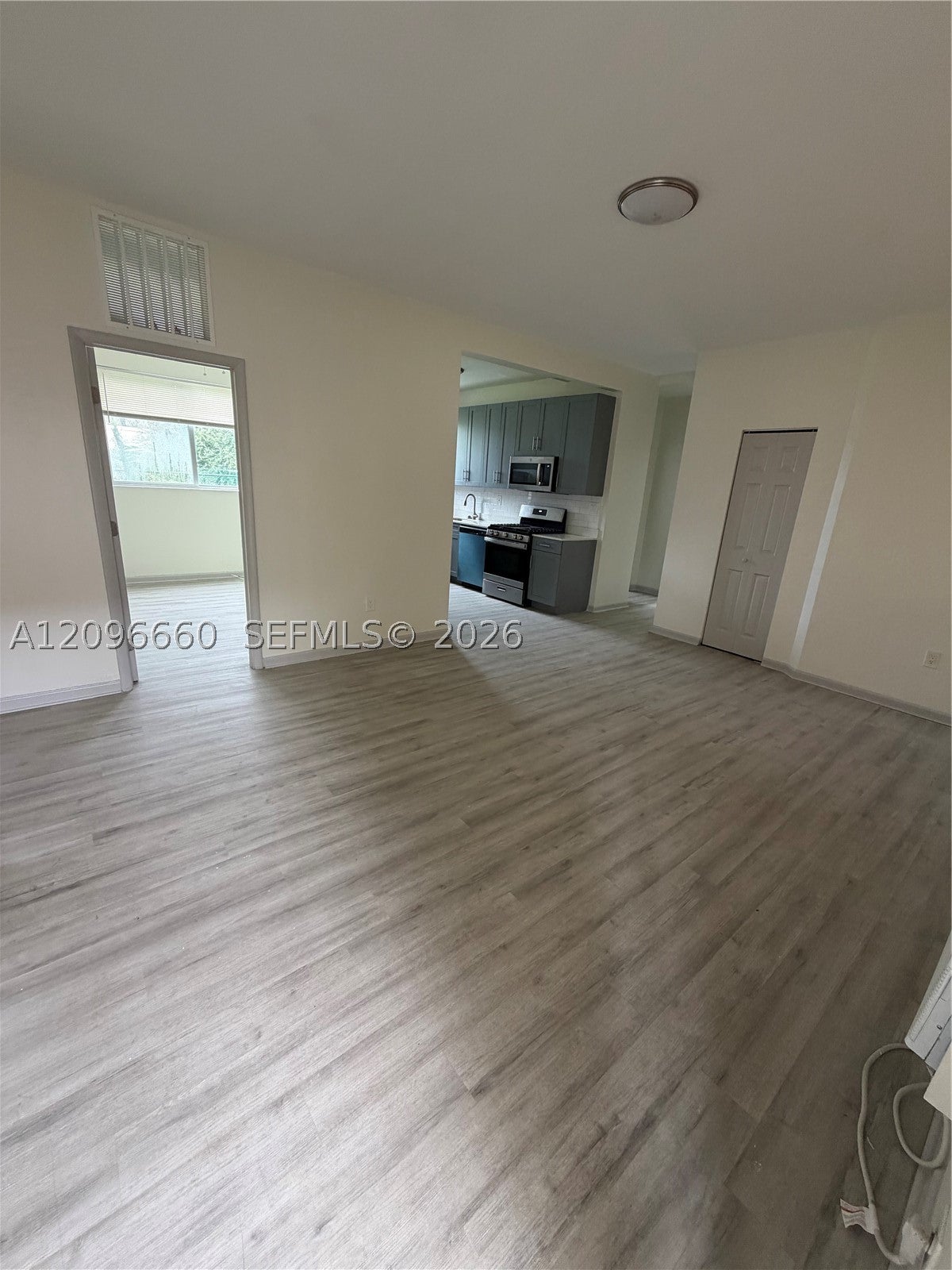 1120 Marseille Dr 2