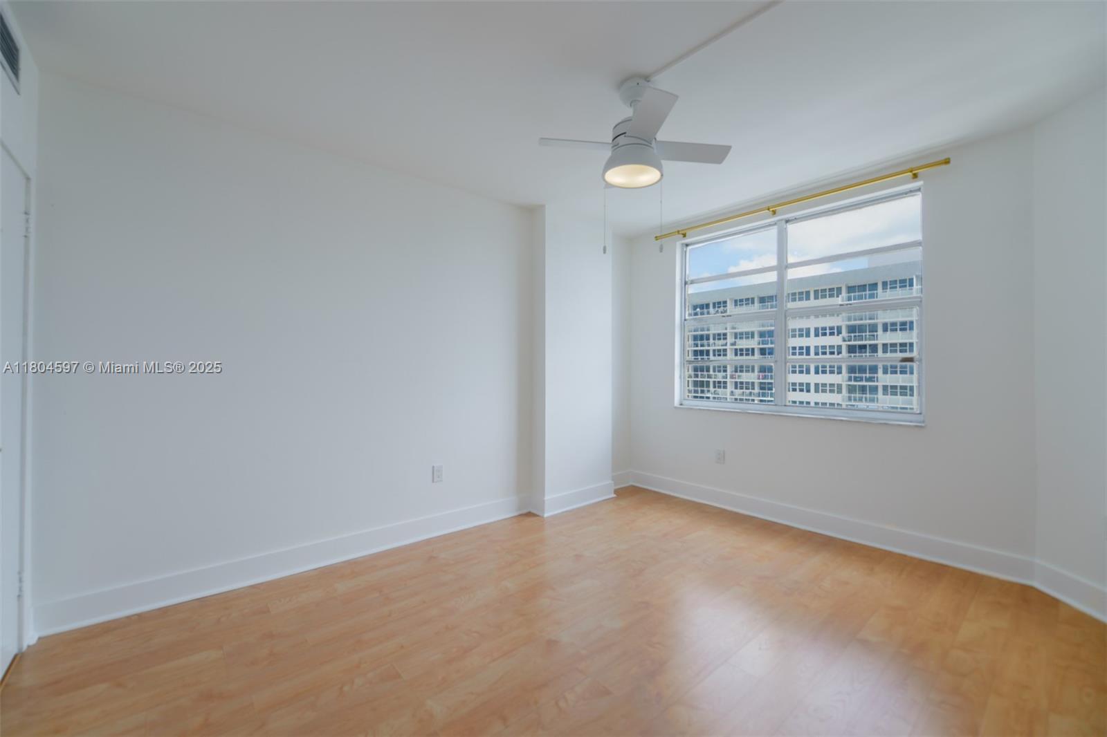 HEMISPHERES CONDO - Residential Lease