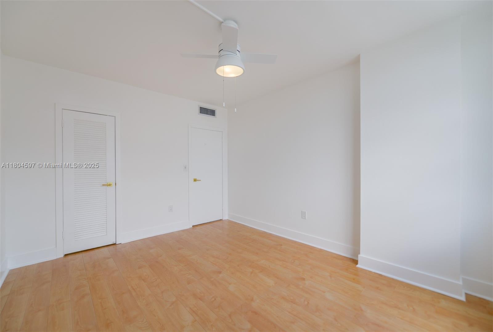 HEMISPHERES CONDO - Residential Lease