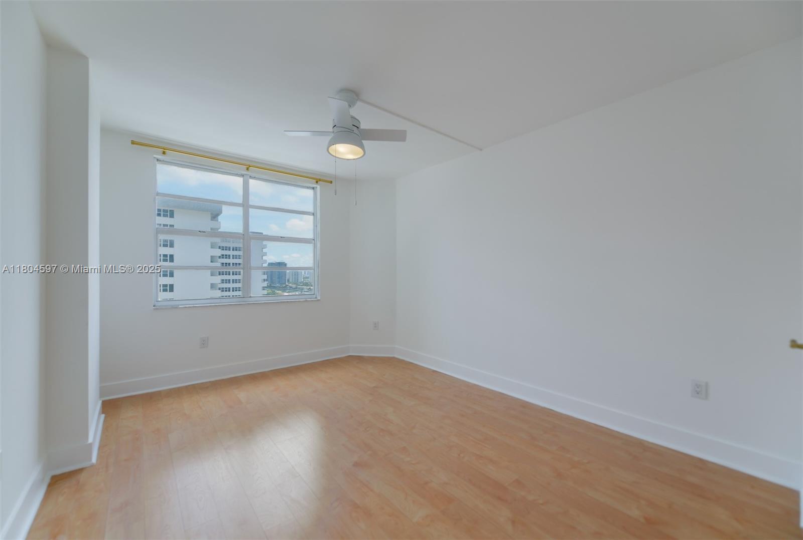 HEMISPHERES CONDO - Residential Lease